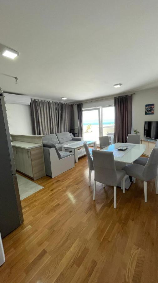 Ladiva Apartment